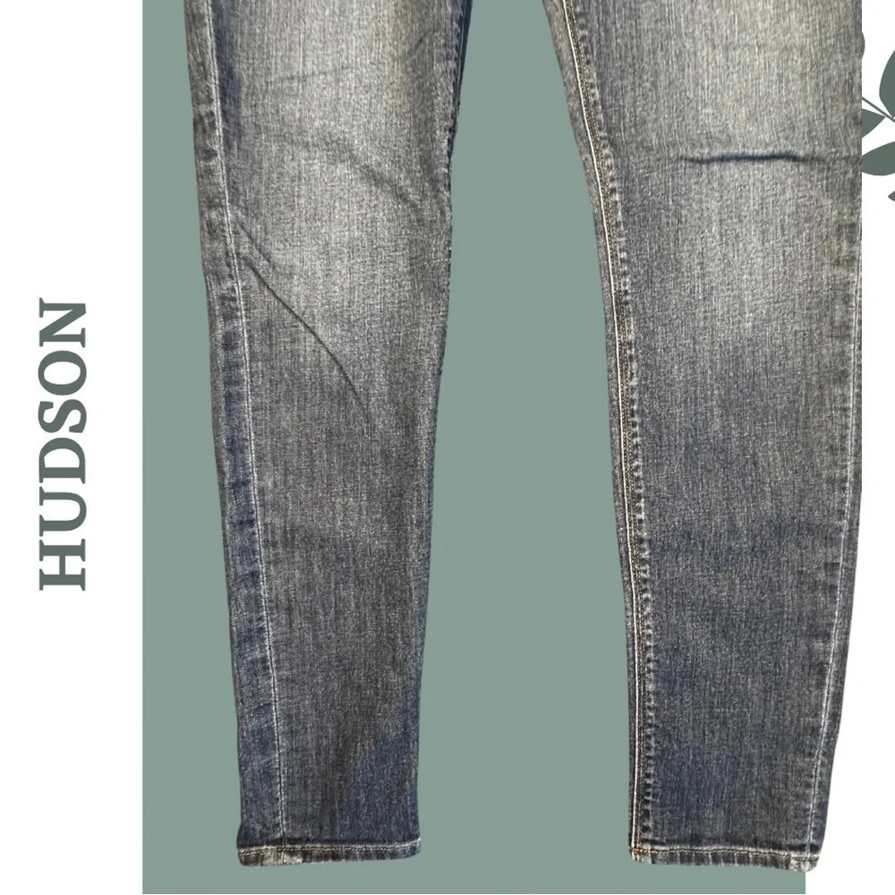 Hudson Jeans Krista Low-Rise Super
Skinny Jean Size 28 - Picture 8 of 9